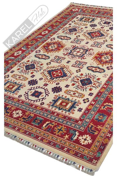 Eko Halı Harem Hrm01 Cream Geleneksel Desenlere Sahip Yün ile Üretilen Renkli Özel Tezgah Halı
