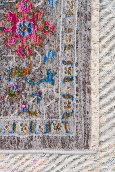Sofia SOF04 Multi Renkli El Dokuma Uşak Halı Desenlerine Sahip Makine Halısı
