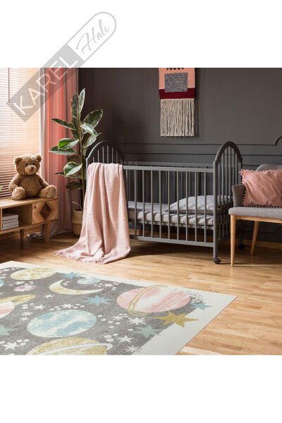Eko Kids KDS23 Pastel Renkli Gezegen Temalı Hav ve Toz Vermeyen Çocuk Halısı