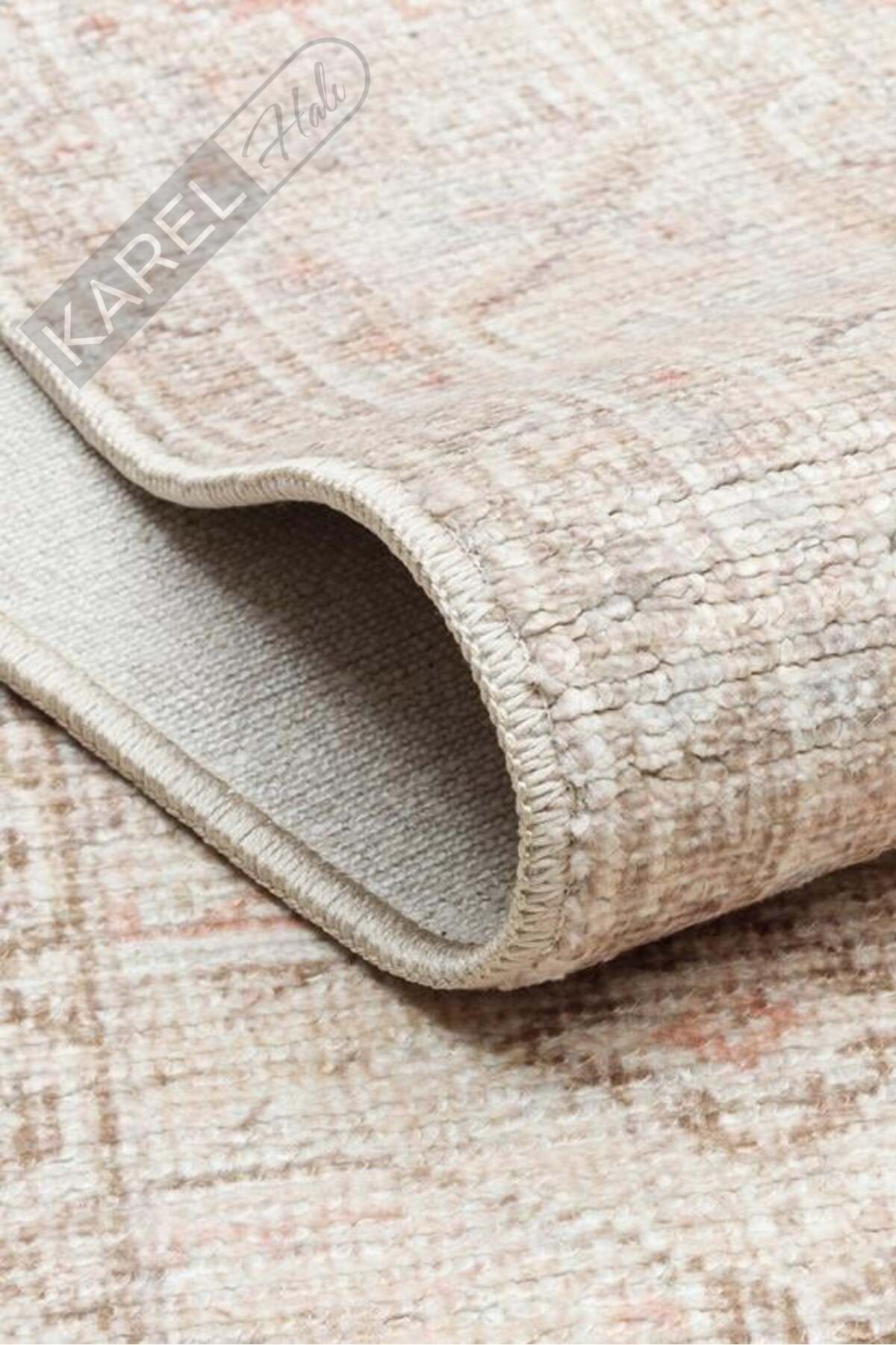 GRACE GRC 03 BEIGE Pastel Tonlara Sahip Vintage Desenli Şık Halı