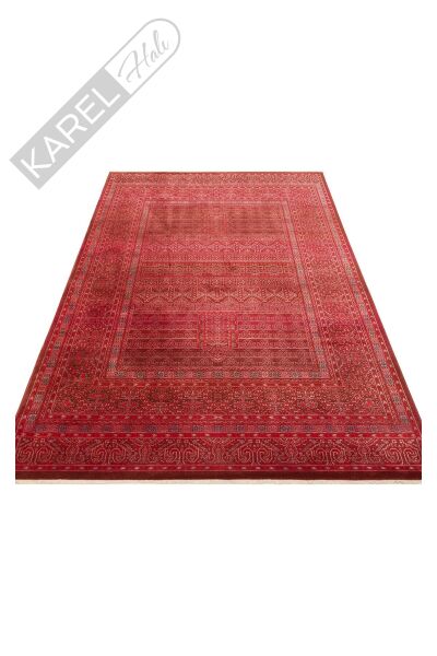 PIETRA PTA 17 RED Sıcak Renk Tonlarını Etnik Desenler ile Buluşturan Yumuşak Tuşeli Makine Halısı