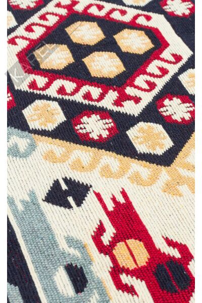 ARYA AR 30 RED Yıkanabilir Çift Taraflı Modern Desenli Dokuma Kilim