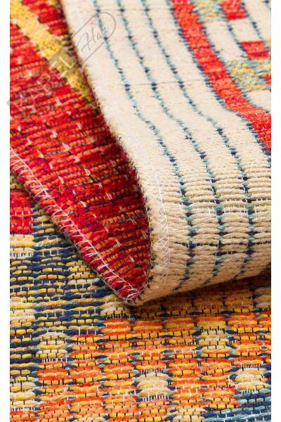 NOMAD NMD 10 RED Yıkanabilir, Çift Taraflı Kullanıma Uygun Yumuşak Tuşeli Otantik Kilim