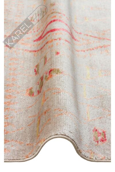 ZARA ZR 15 BEIGE AUTUMN  Otantik Desenli El Emeği İle Özel Tezgahlarda Üretilen Modern Uşak Halısı