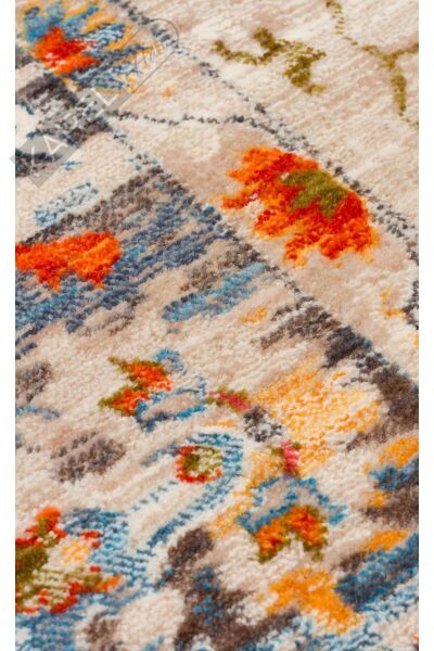 PIETRA PTA 19 BEIGE MULTY Sıcak Renk Tonlarını Etnik Desenler ile Buluşturan Yumuşak Tuşeli Makine